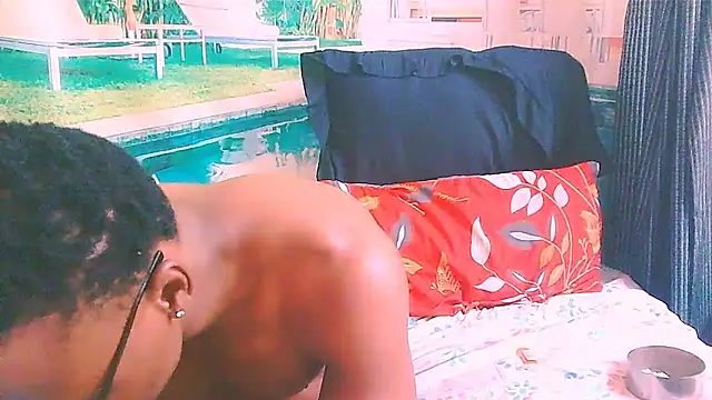 EbonyTiger69's Webcam Show