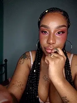 Queen_Amara's Live XXX Chat