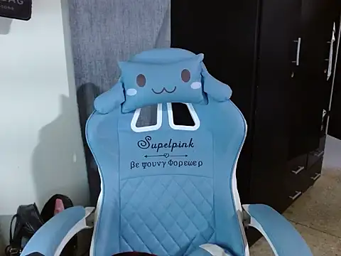 Chat +18 de nathasha_Angi ao vivo