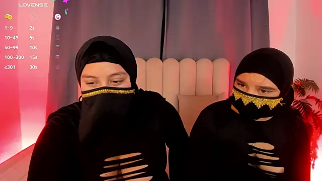 XXX chat uživo modela aziza_dalila02