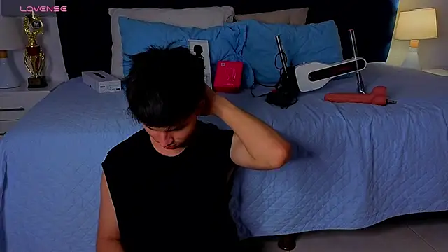 Chatroom XXX en direct de Issac_james_