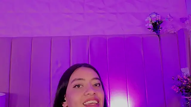 MollyBigBoobs12n Live XXX chat