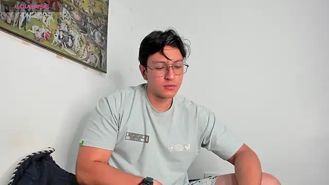 Amon__ashford Pertunjukan Webcam