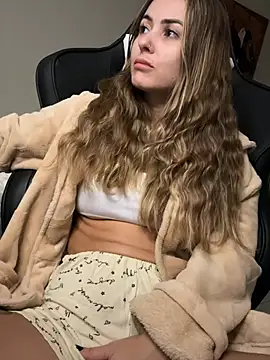 XXX chat uživo modela lemyny