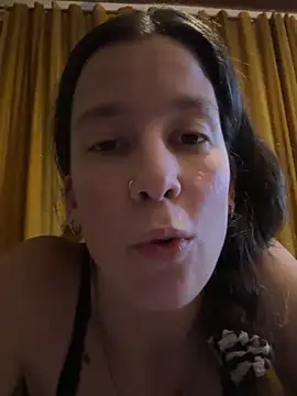 Melu12's Live XXX Chat