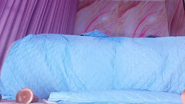 sofi_decker's Live XXX Chat