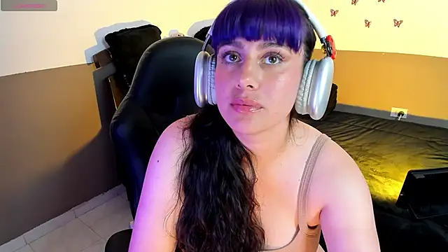 Monserrat_Cute_'s Live XXX Chat