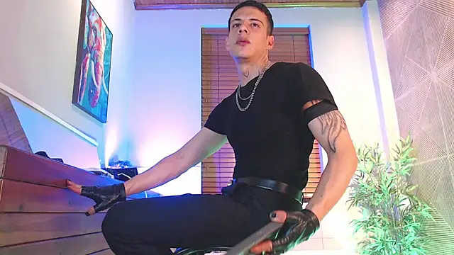 Dustin_Sonne Adlı Modelin Canlı XXX Sohbeti