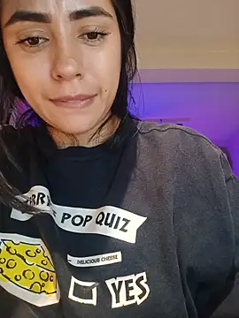 Czat XXX na żywo – Sara-215