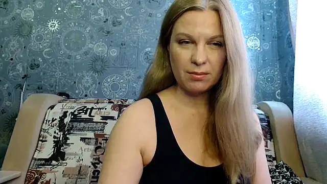 BlondeFox Show Webcam