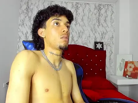 Ryder-Stone 现场XXX聊天