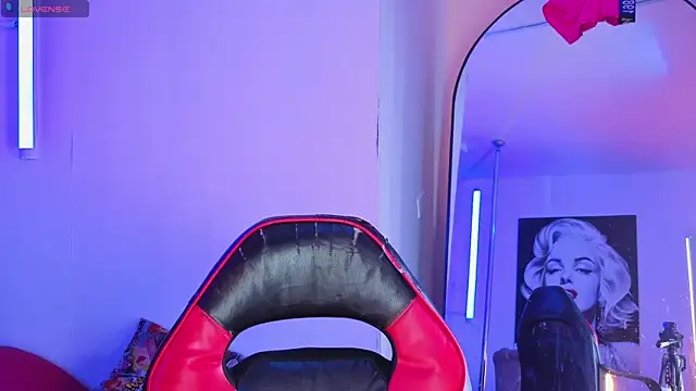 nova_salvatore 在線直播表演