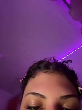 Chat +18 de luludolll ao vivo