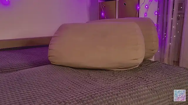 Queen_of_tease Webcam-Show