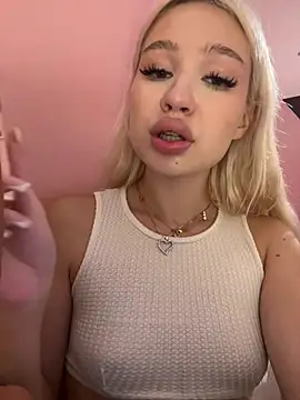 Kiss_Auroraa Live XXX-Chat