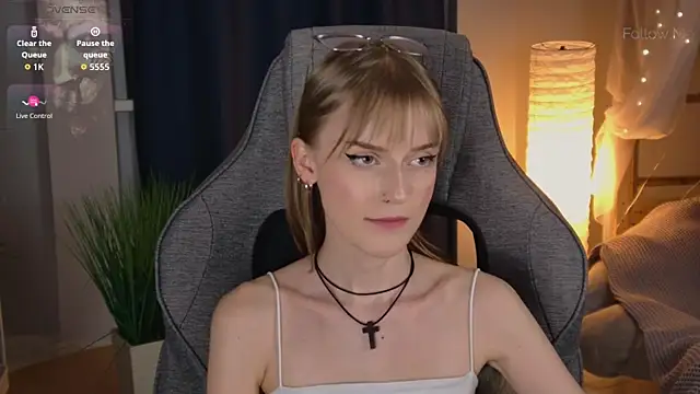 KiraMontoya Live XXX-Chat