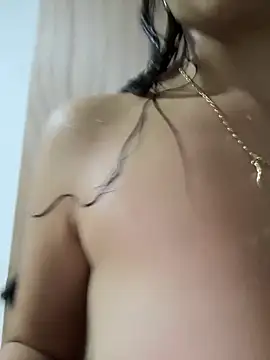 Chat XXX ao vivo de hottiee_melannie