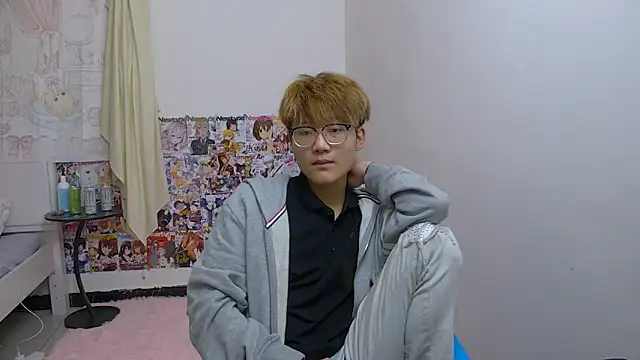 KK-cuteboyのウェブカメラショー