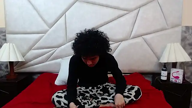 Chat XXX ao vivo de Nyx_and_Arian