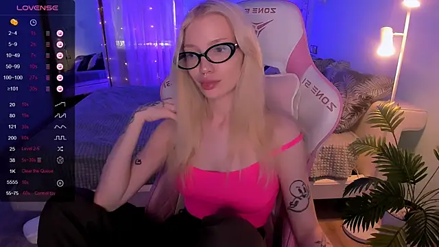 Chat +18 de AnyaTaylor_ ao vivo