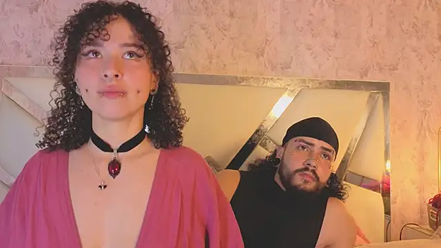 Benny_and_Mark's Live XXX Chat