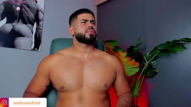 noah_crux Live XXX-chat