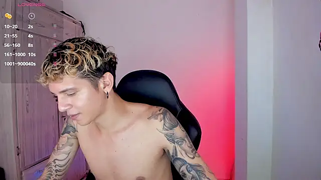 tylernova Live XXX-chat