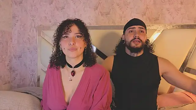 Benny_and_Mark Live XXX Chat