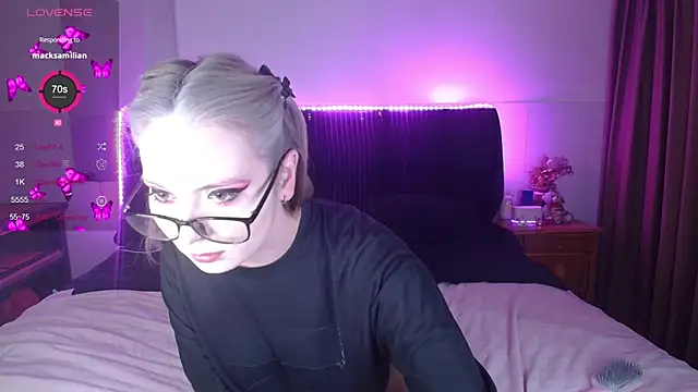 ammyska Adlı Modelin Canlı XXX Sohbeti