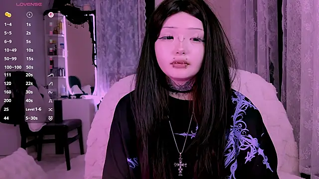 Chat +18 de Lein_Bone ao vivo