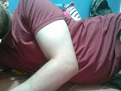 Precumboner Adlı Modelin Web Kamerası Şovu