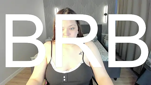 Онлайн чат XXX Evelyne_Loo