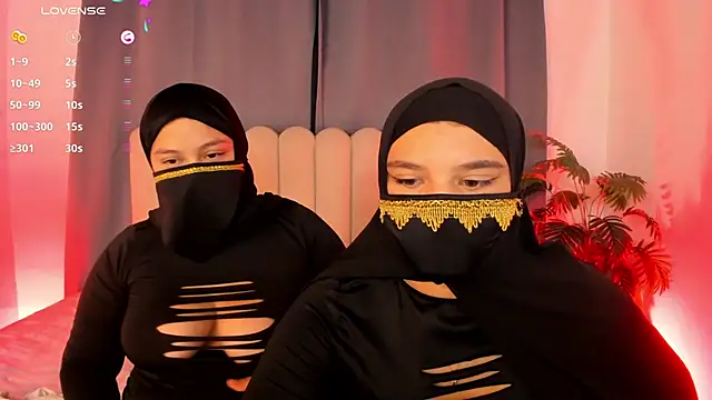 Show de webcam de aziza_dalila02