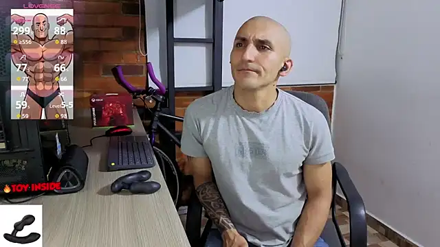 Marck_Muscle's Live XXX Chat