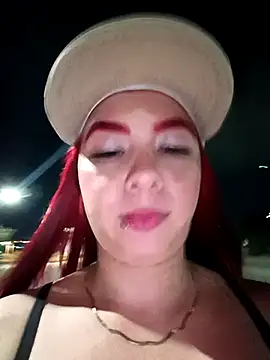 KathaDanger Show in webcam