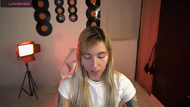 Saucy_Jenn Obrolan Langsung XXX