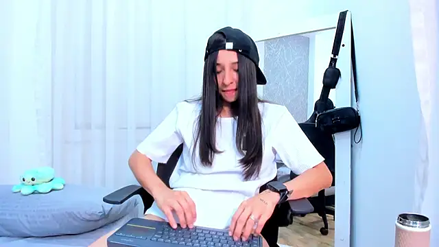 แชท XXX สดของ ViictoriiaSaenz