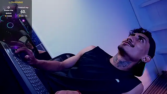 Dark_Eros_: вебкам-шоу