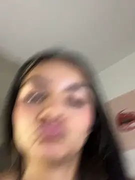 Cat2525: онлайн-секс-чат