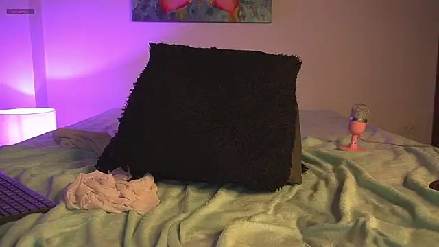 noah_0814's Live XXX Chat