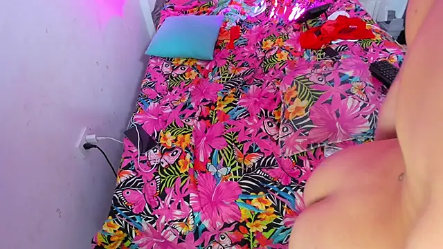 Rihanna_hotx – webcam-show