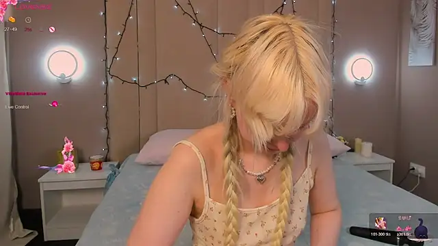 AdeleSilvy – Live XXX-chat