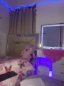 AlitaAnisee's Live XXX Chat