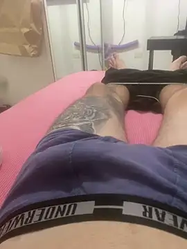 Mikealemao 在線直播表演