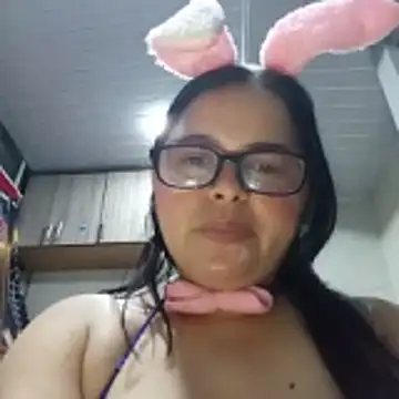 violetapeeveet's Live XXX Chat