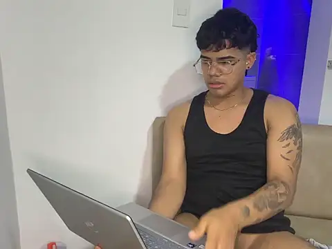 matiass_vegas: вебкам-шоу