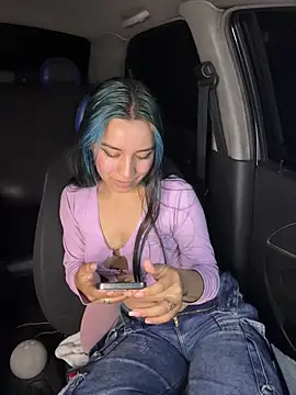 Pokazy przed kamerką – Alison_fire