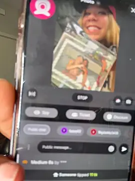 TilaTotti's Live XXX Chat