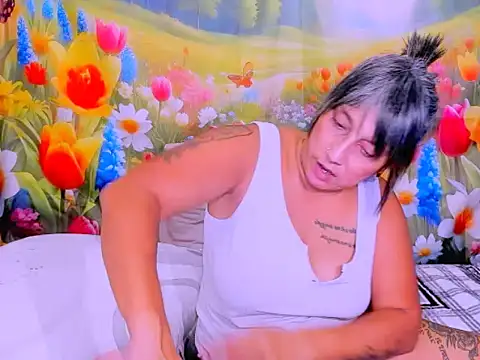 XXX chat uživo modela indianroxy