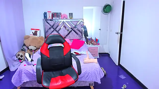 Chatroom XXX en direct de Luna_Analya